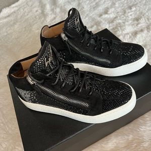 Giuseppe zanotti Black suede snickers